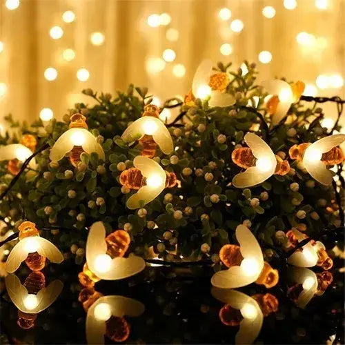 GUIRNALDA SOLAR DE ABEJAS LED CON 30 LUCES CÁLIDAS - 5 METROS PARA EXTERIOR
