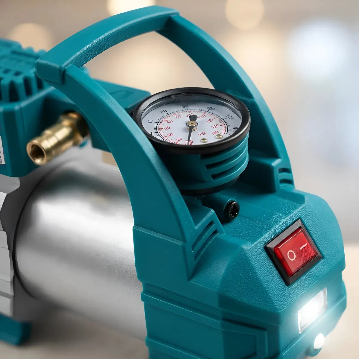 COMPRESOR DE AIRE PORTÁTIL TOTAL 12V 10A PARA AUTO + MANGUERA + ADAPTADORES